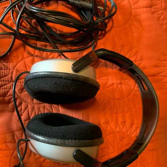 $5 or 4/$10- Philips over-ear headphones with extra long cord and volume switch - Picture 2 of 4
